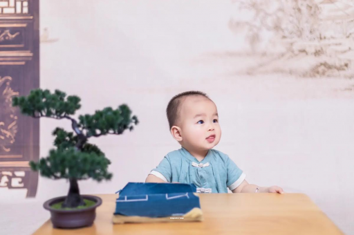 东明宝宝喊肚子疼怎么回事